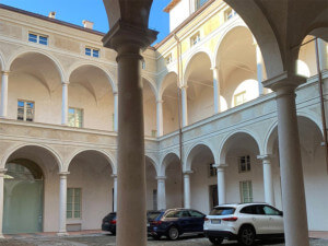 abitare palazzo tarasconi